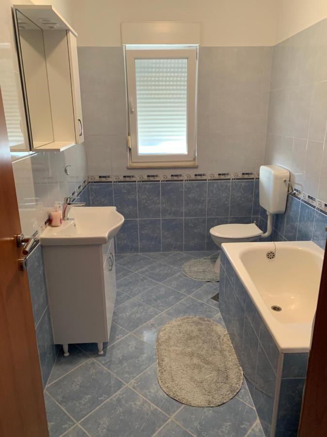 Apartment Lena Каштела Экстерьер фото